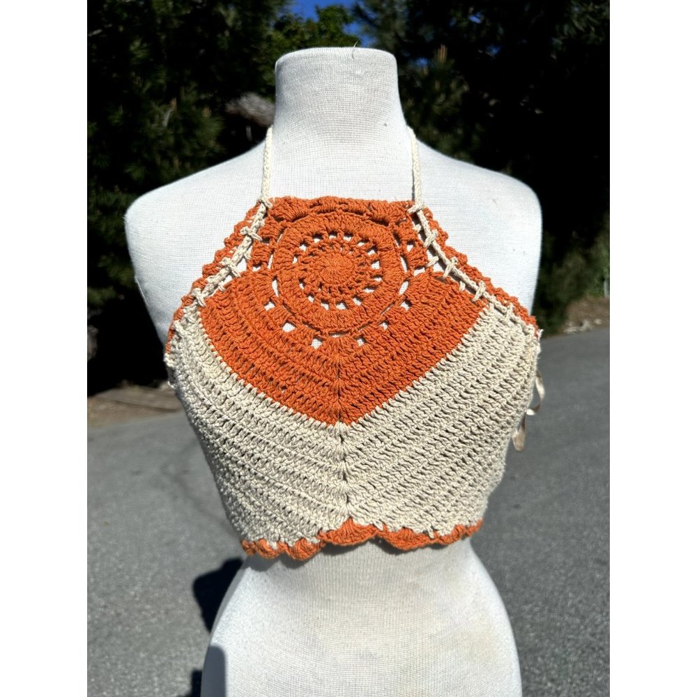 BOG Collective Top Medium Orange Cropped Crochet Halter Neck Twist 90's Womens